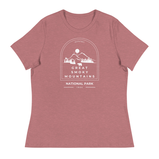 Women’s Great Smoky Mountains Roaming Bear Relaxed T-Shirt